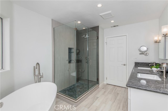 2017 Ruhland Avenue, Redondo Beach, California 90278, 4 Bedrooms Bedrooms, ,3 BathroomsBathrooms,Residential,Sold,Ruhland,SB20063257