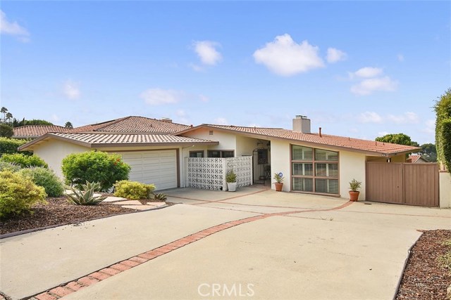 2117 Via Estudillo, Palos Verdes Estates, California 90274, 3 Bedrooms Bedrooms, ,2 BathroomsBathrooms,Residential,Sold,Via Estudillo,SB20178233