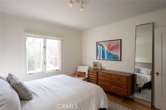925 15th Place, Hermosa Beach, California 90254, 2 Bedrooms Bedrooms, ,1 BathroomBathrooms,Residential,Sold,15th,SB20221985