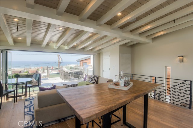 1819 Monterey Boulevard, Hermosa Beach, California 90254, 4 Bedrooms Bedrooms, ,4 BathroomsBathrooms,Residential,Sold,Monterey,SB21046153