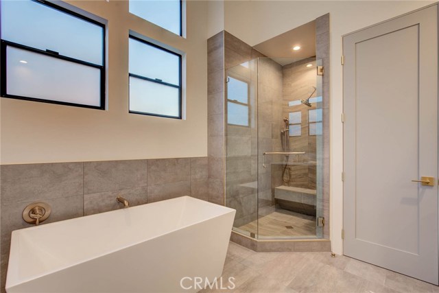 602 Irena Avenue, Redondo Beach, California 90277, 4 Bedrooms Bedrooms, ,4 BathroomsBathrooms,Residential,Sold,Irena,PV19131744