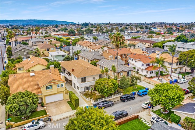 2230 Nelson Avenue, Redondo Beach, California 90278, 4 Bedrooms Bedrooms, ,3 BathroomsBathrooms,Residential,Sold,Nelson,PV20151884