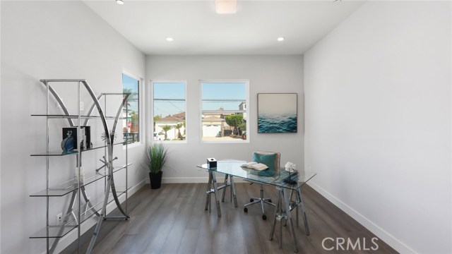 1702 Carlson Lane, Redondo Beach, California 90278, 3 Bedrooms Bedrooms, ,3 BathroomsBathrooms,Residential,Sold,Carlson,PV20186639