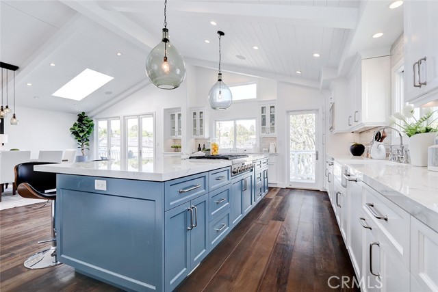 2905 Maple Avenue, Manhattan Beach, California 90266, 4 Bedrooms Bedrooms, ,3 BathroomsBathrooms,Residential,Sold,Maple,SB21079854