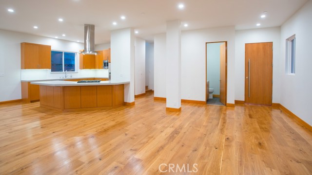 2108 Gates Avenue, Redondo Beach, California 90278, 4 Bedrooms Bedrooms, ,2 BathroomsBathrooms,Residential,Sold,Gates,SB17108544