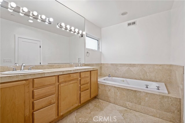 313 Anita Street, Redondo Beach, California 90278, 4 Bedrooms Bedrooms, ,3 BathroomsBathrooms,Residential,Sold,Anita,SB21003759