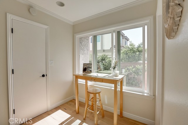 Great downstairs nook ready for your workspace!