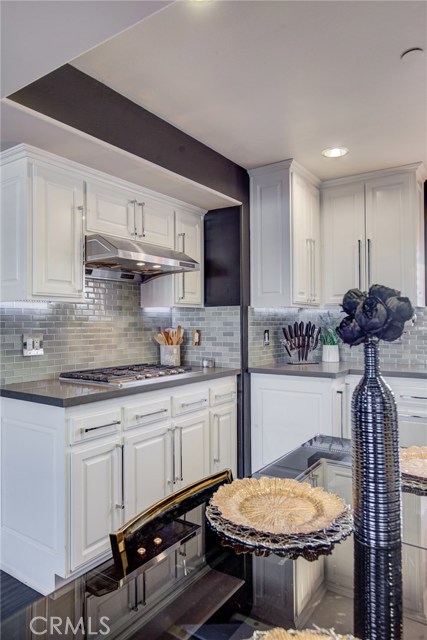 2803 190th Street, Redondo Beach, California 90278, 3 Bedrooms Bedrooms, ,3 BathroomsBathrooms,Residential,Sold,190th,SB20248119