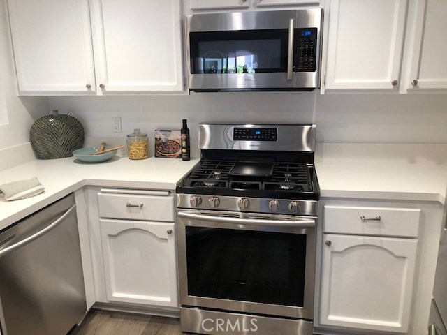 Brand New gas range and microwave included!