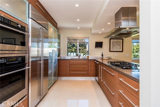 708 Garnet Street, Redondo Beach, California 90277, 3 Bedrooms Bedrooms, ,3 BathroomsBathrooms,Residential,Sold,Garnet,SB18229298