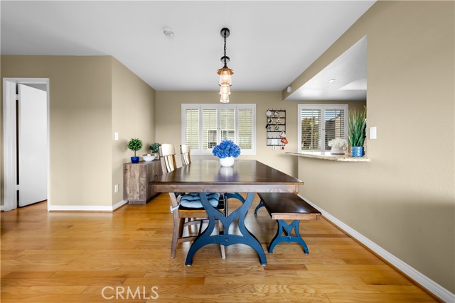 2510 Voorhees Avenue, Redondo Beach, California 90278, 2 Bedrooms Bedrooms, ,1 BathroomBathrooms,Residential,Sold,Voorhees,SB21140312