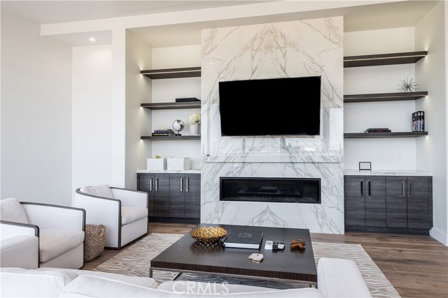 465 36th Place, Manhattan Beach, California 90266, 5 Bedrooms Bedrooms, ,6 BathroomsBathrooms,Residential,Sold,36th Place,SB19099340