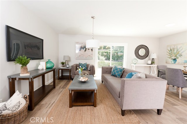 326 Prospect Avenue, Redondo Beach, California 90277, 3 Bedrooms Bedrooms, ,2 BathroomsBathrooms,Residential,Sold,Prospect,OC17090576