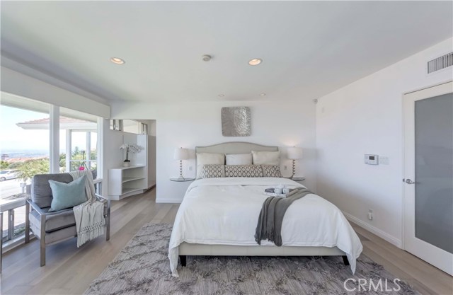 937 Via Del Monte, Palos Verdes Estates, California 90274, 3 Bedrooms Bedrooms, ,1 BathroomBathrooms,Residential,Sold,Via Del Monte,SB20074372