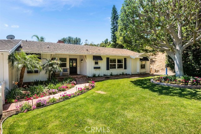 2 Spinning Wheel Lane, Rolling Hills Estates, California 90274, 3 Bedrooms Bedrooms, ,2 BathroomsBathrooms,Residential,Sold,Spinning Wheel,SB17097371