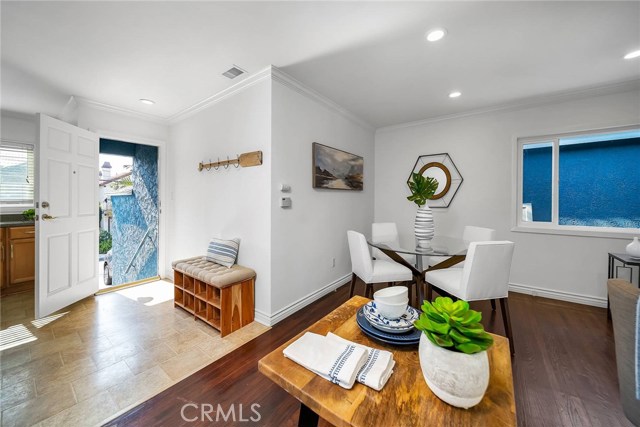 1639 Haynes, Redondo Beach, California 90278, 3 Bedrooms Bedrooms, ,1 BathroomBathrooms,Residential,Sold,Haynes,SB20244752