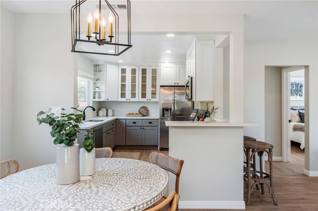 1012 Rosecrans Avenue, Manhattan Beach, California 90266, 3 Bedrooms Bedrooms, ,1 BathroomBathrooms,Residential,Sold,Rosecrans,SB20083912