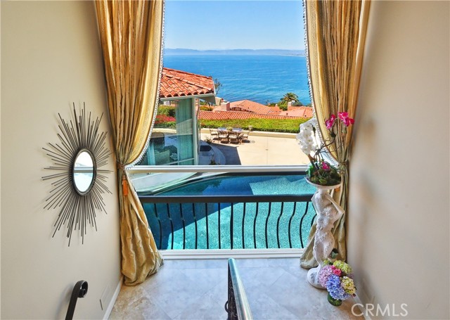 781 Via Somonte, Palos Verdes Estates, California 90274, 3 Bedrooms Bedrooms, ,3 BathroomsBathrooms,Residential,Sold,Via Somonte,PV21039331