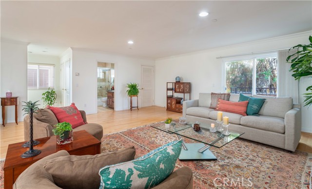 2209 Marshallfield Lane, Redondo Beach, California 90278, 4 Bedrooms Bedrooms, ,4 BathroomsBathrooms,Residential,Sold,Marshallfield,SB21029095