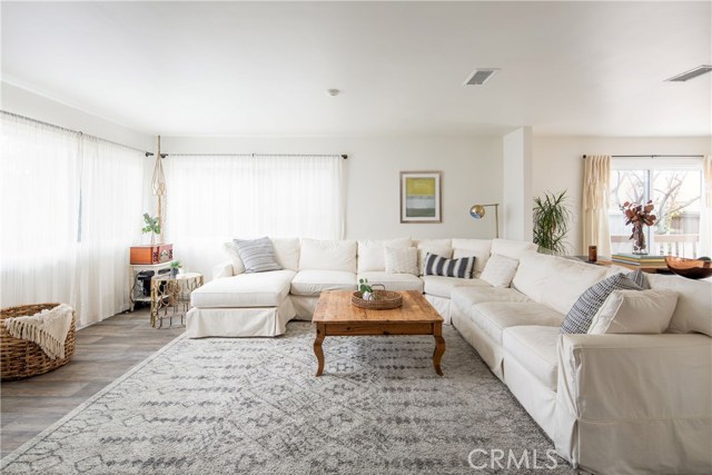 1107 Rindge Lane, Redondo Beach, California 90278, 3 Bedrooms Bedrooms, ,2 BathroomsBathrooms,Residential,Sold,Rindge,SB19170544