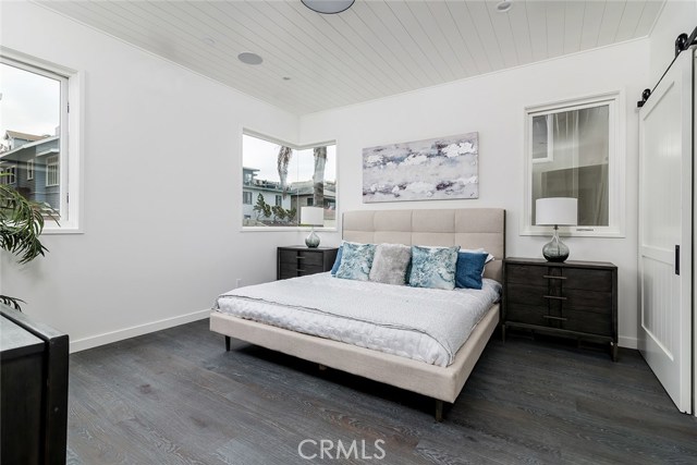 1121 Manhattan Ave, Hermosa Beach, California 90254, 4 Bedrooms Bedrooms, ,2 BathroomsBathrooms,Residential,Sold,Manhattan Ave,SB18116434