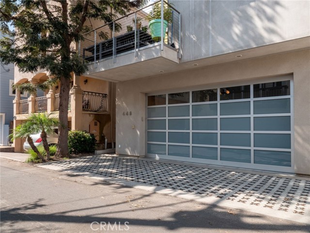 448 31st Street, Manhattan Beach, California 90266, 3 Bedrooms Bedrooms, ,2 BathroomsBathrooms,Residential,Sold,31st,SB20192689