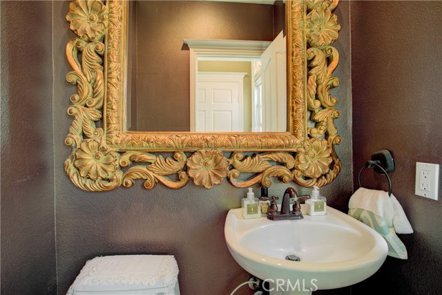 2403 Rockefeller Lane, Redondo Beach, California 90278, 3 Bedrooms Bedrooms, ,2 BathroomsBathrooms,Residential,Sold,Rockefeller,SB20237105