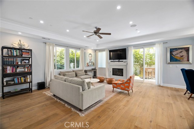 2019 Farrell Avenue, Redondo Beach, California 90278, 4 Bedrooms Bedrooms, ,4 BathroomsBathrooms,Residential,Sold,Farrell,SB20115506