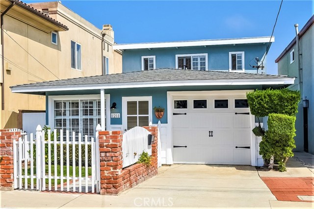 1211 20th Street, Hermosa Beach, California 90254, 3 Bedrooms Bedrooms, ,2 BathroomsBathrooms,Residential,Sold,20th,SB18144697