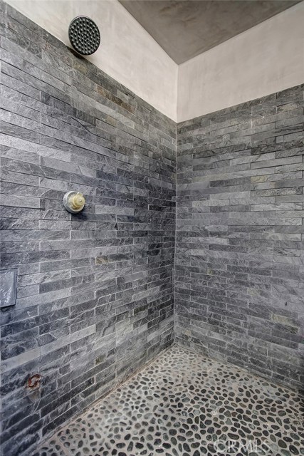 417 27th Street, Manhattan Beach, California 90266, 3 Bedrooms Bedrooms, ,1 BathroomBathrooms,Residential,Sold,27th,SB21023616