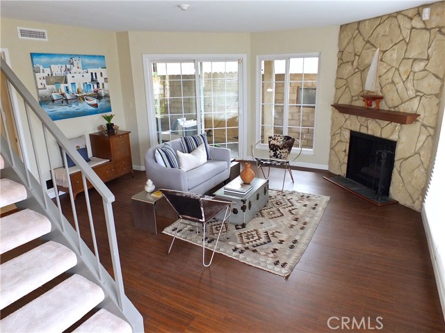 1104 Harkness Lane, Redondo Beach, California 90278, 3 Bedrooms Bedrooms, ,2 BathroomsBathrooms,Residential,Sold,Harkness,PW18238945