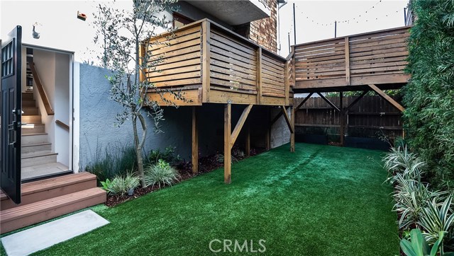 2206 Carnegie Lane, Redondo Beach, California 90278, 3 Bedrooms Bedrooms, ,2 BathroomsBathrooms,Residential,Sold,Carnegie,SB19278856