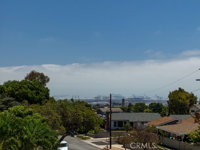 2031 Summerland Street, Rancho Palos Verdes, California 90275, 4 Bedrooms Bedrooms, ,2 BathroomsBathrooms,Residential,Sold,Summerland,PV17156760
