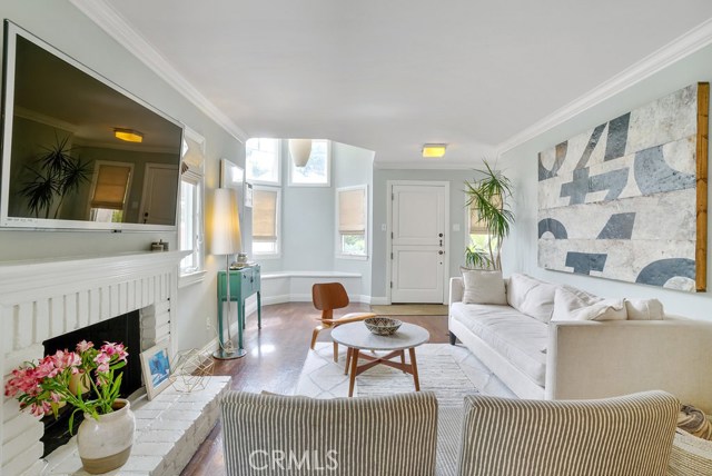 2300 Poinsettia Avenue, Manhattan Beach, California 90266, 4 Bedrooms Bedrooms, ,3 BathroomsBathrooms,Residential,Sold,Poinsettia,SB17106769