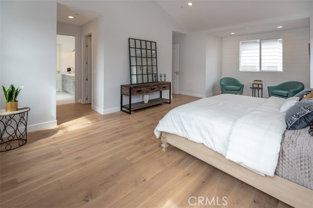 2410 Huntington Lane, Redondo Beach, California 90278, 4 Bedrooms Bedrooms, ,3 BathroomsBathrooms,Residential,Sold,Huntington,PV18242024
