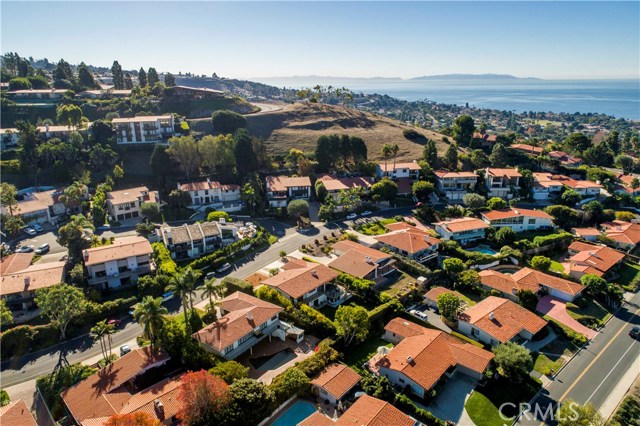 2109 Via Estudillo, Palos Verdes Estates, California 90274, 4 Bedrooms Bedrooms, ,3 BathroomsBathrooms,Residential,Sold,Via Estudillo,SB17272913