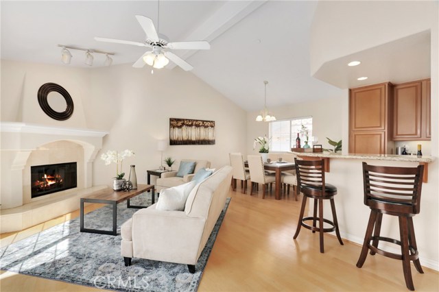 1602 Felton Lane, Redondo Beach, California 90278, 4 Bedrooms Bedrooms, ,2 BathroomsBathrooms,Residential,Sold,Felton,SB17222633