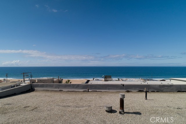 133 1st Street, Manhattan Beach, California 90266, 3 Bedrooms Bedrooms, ,2 BathroomsBathrooms,Residential,Sold,1st,SB20052011