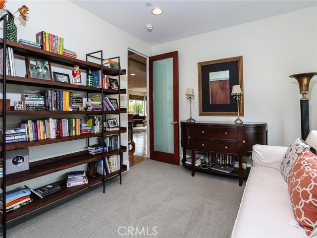 812 Juanita Avenue, Redondo Beach, California 90277, 5 Bedrooms Bedrooms, ,4 BathroomsBathrooms,Residential,Sold,Juanita,SB17114453