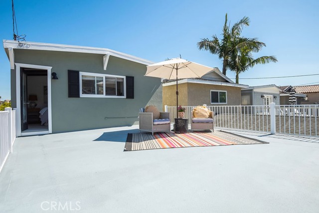 1728 Stanford Avenue, Redondo Beach, California 90278, 3 Bedrooms Bedrooms, ,2 BathroomsBathrooms,Residential,Sold,Stanford,SB21033354