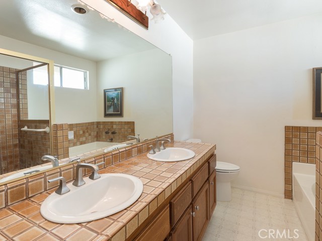 1931 Gates Avenue, Redondo Beach, California 90278, 3 Bedrooms Bedrooms, ,2 BathroomsBathrooms,Residential,Sold,Gates,SB18269074