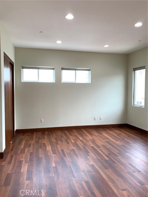1933 Gates Avenue, Redondo Beach, California 90278, 4 Bedrooms Bedrooms, ,3 BathroomsBathrooms,Residential,Sold,Gates,SB21164757