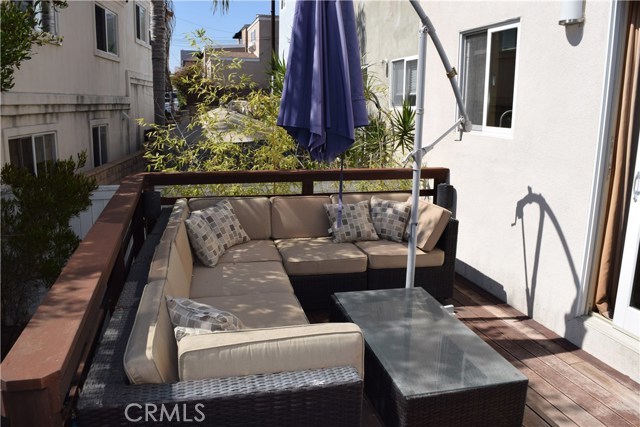 1604 Carlson Lane, Redondo Beach, California 90278, 4 Bedrooms Bedrooms, ,3 BathroomsBathrooms,Residential,Sold,Carlson,SB20206850