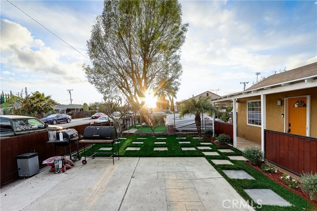 2 Bed Home for Sale in Compton, California