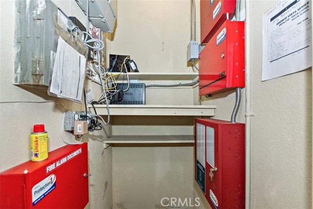 Lynwood, ,Commercial,For Sale,Lynwood,CV20155528