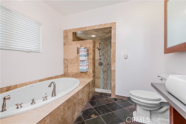 3316 Crest Drive, Manhattan Beach, California 90266, 4 Bedrooms Bedrooms, ,3 BathroomsBathrooms,Residential,Sold,Crest,SB21123586