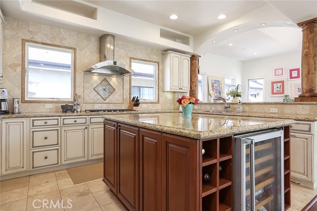 607 Guadalupe Avenue, Redondo Beach, California 90277, 4 Bedrooms Bedrooms, ,4 BathroomsBathrooms,Residential,Sold,Guadalupe,SB19155656