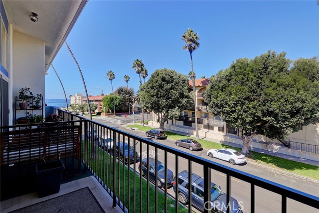 1400 Catalina Avenue, Redondo Beach, California 90277, 2 Bedrooms Bedrooms, ,1 BathroomBathrooms,Residential,Sold,Catalina,SB18239386