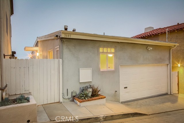 3605 Crest Drive, Manhattan Beach, California 90266, 2 Bedrooms Bedrooms, ,2 BathroomsBathrooms,Residential,Sold,Crest,PW20101894