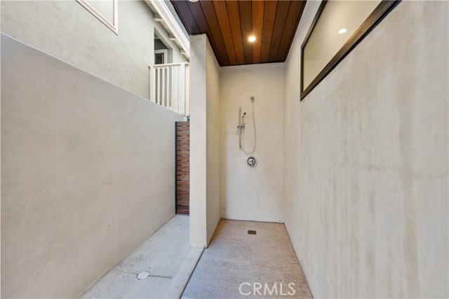 733 12th Street, Manhattan Beach, California 90266, 5 Bedrooms Bedrooms, ,6 BathroomsBathrooms,Residential,Sold,12th,SB21089898